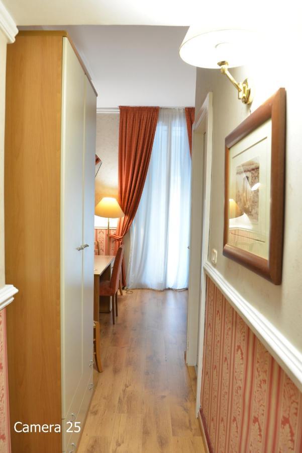 Catania Centro Rooms ภายนอก รูปภาพ