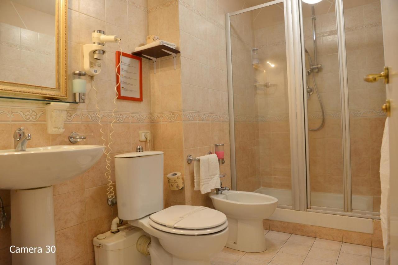 Catania Centro Rooms ภายนอก รูปภาพ