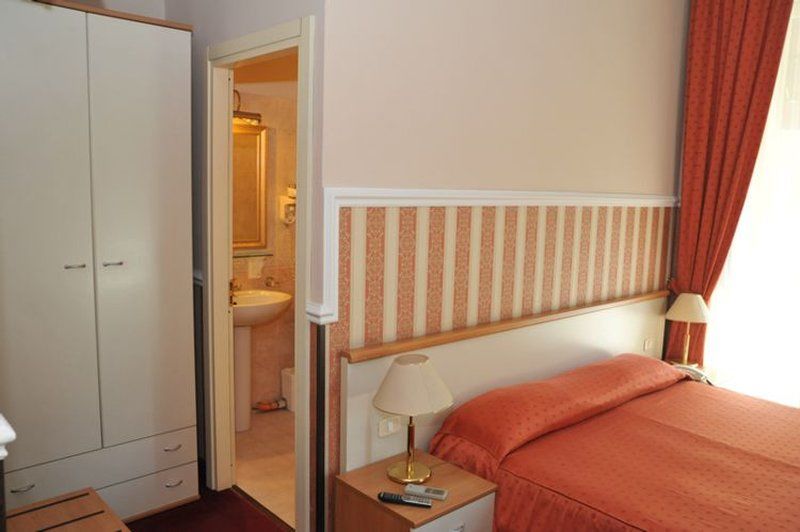 Catania Centro Rooms ภายนอก รูปภาพ