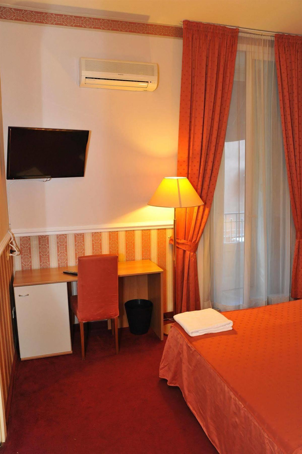 Catania Centro Rooms ภายนอก รูปภาพ